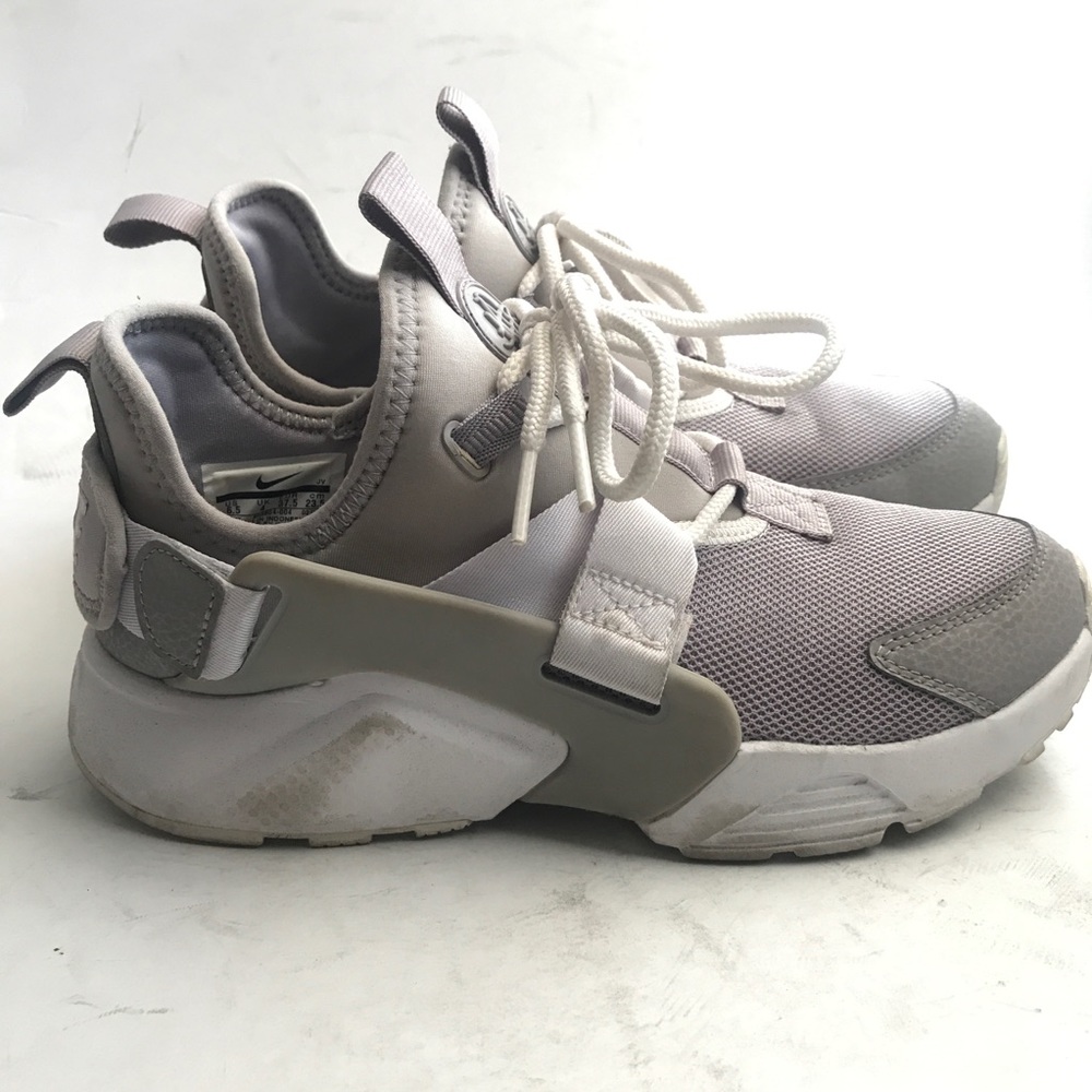 Nike | Huarache City Low Sneakers - Picture 3 of 7